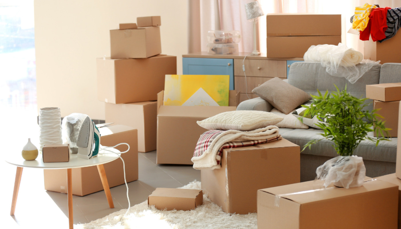 Vide maison en Sarthe : succession, déménagement, débarras… qui contacter ?